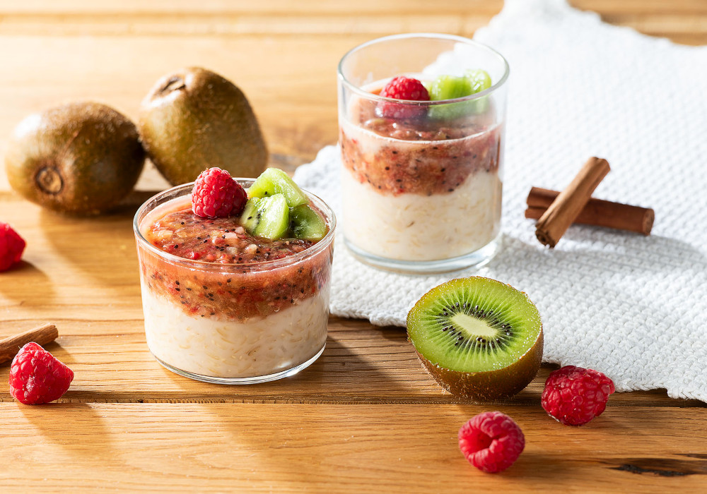 Pudding di riso con kiwi e lamponi